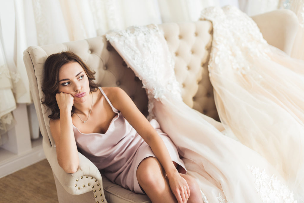 wandering wedding dress blog on bad wedding dress shopping experiences by Tegan Marshall